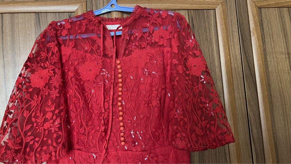 Чиройли куйлак хамма жойда кийса буладиган