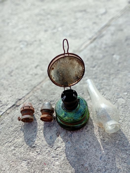 Lampa gaz veche funcțională