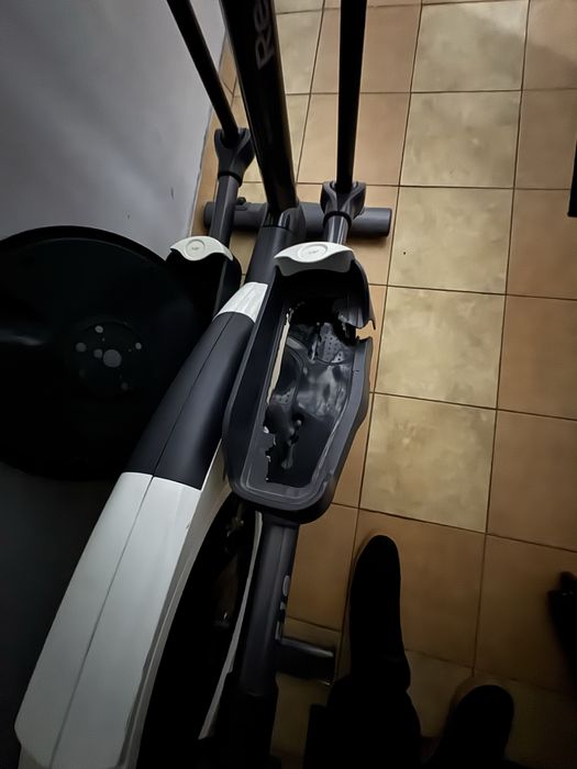 Эллиптический тренажер Reebok