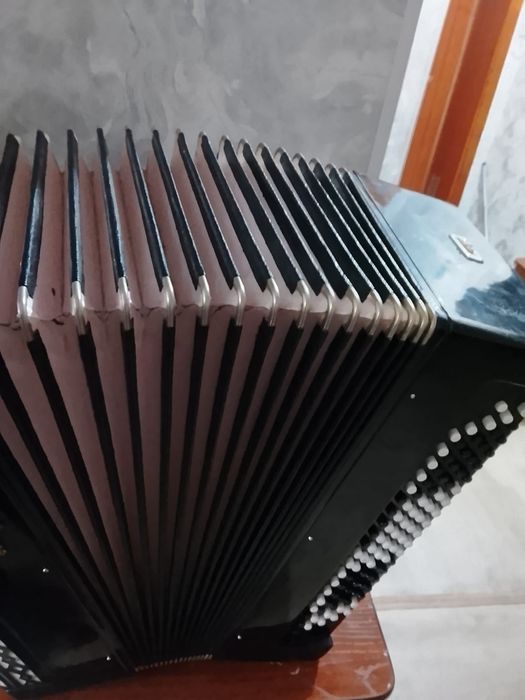 Продам баян "Тула 304"  б/у
