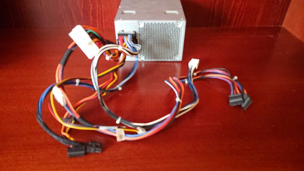 Работещи захранвания за работни станции HP DPS-700AB-1A, HP DPS-650LBA, H525EF-00.
