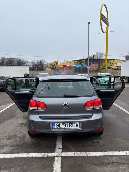 VOLKSWAGEN Golf 2010 — imagine 5