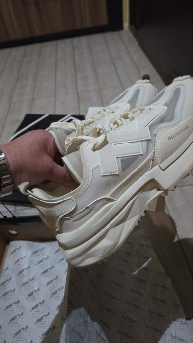 НОВИ !! F.l.a.i.r !!!AK beige ss26