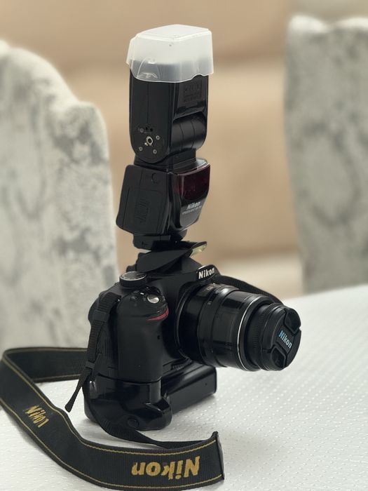 Никон продам фотоапарат