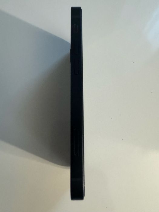 iPhone 13 mini Като НОВ