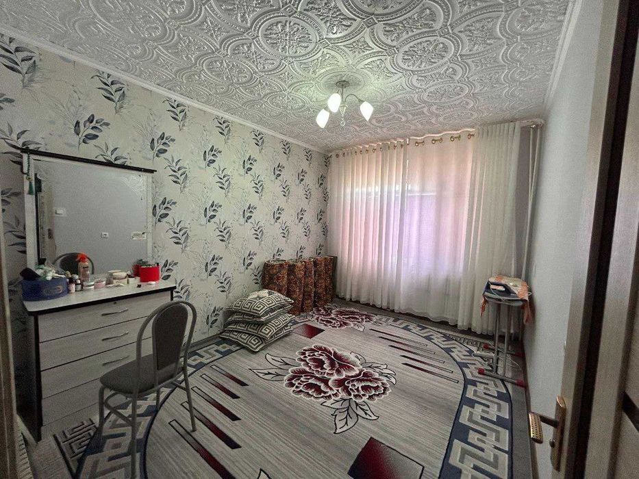 4хонали уй сотилади Учқудуқ 13-мкр 18-уй 63-кв