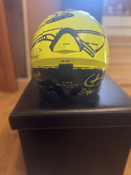 Каска MT thunder 3 s размер