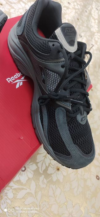 Кроссовки reebok