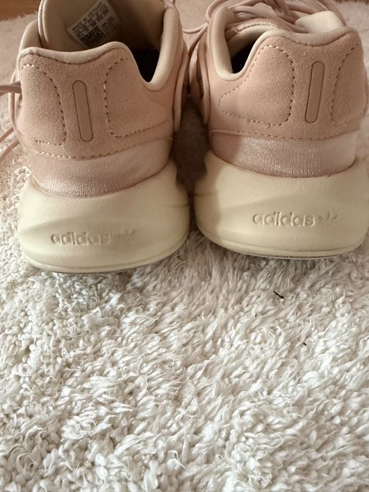 Оригинални маратонки Adidas