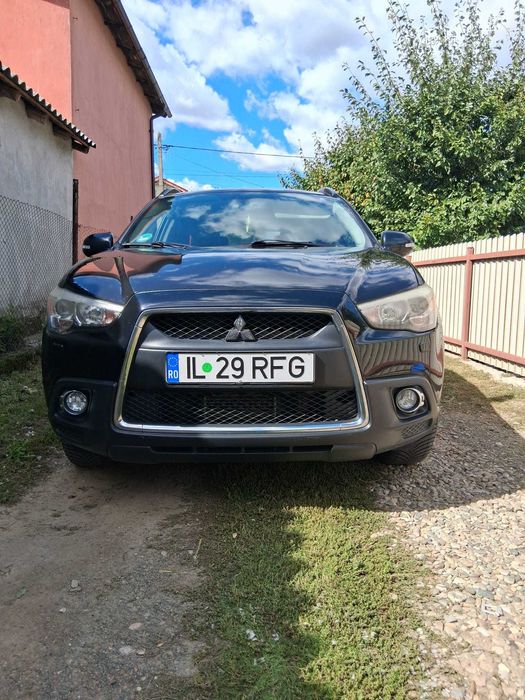 Mașina Mitsubishi ASX