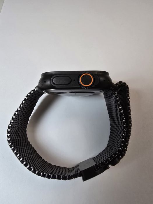 Apple Watch Ultra 2 Black Satin-Titanium Milanese Loop-Baterie 100%