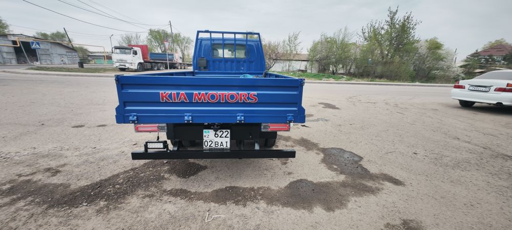 Kia Bongo продам