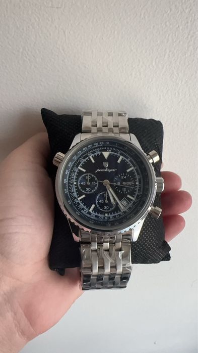 Ceas barbatesc, elegant