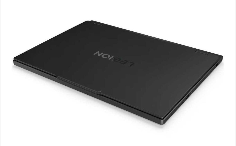 Lenovo Legion 5, Ultra 9 275HX, OLED, 165Hz, 32GB RAM, RTX 5070 8GB