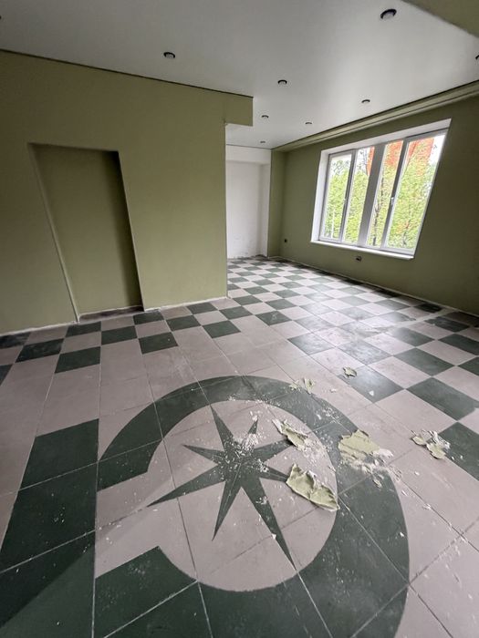 Отдам бесплатно кафель ламинат и прочие