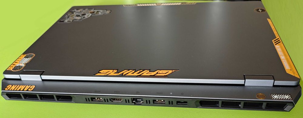 Продавам Геймърски Лаптоп Lenovo LOQ 15IAX9/i5-12450HX/RTX3050 6GB/64GB RAM/1.5TB NVMe/IPS 144Hz/Още е в Гаранция