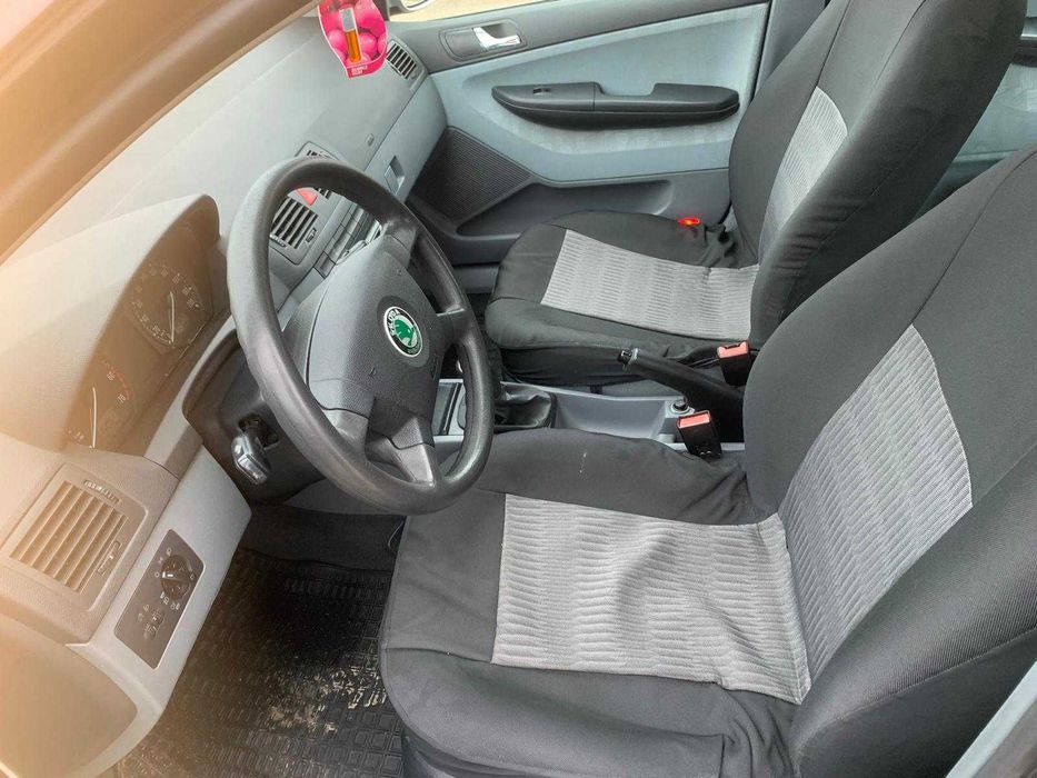 Skoda fabia 2002 1,4 benzina