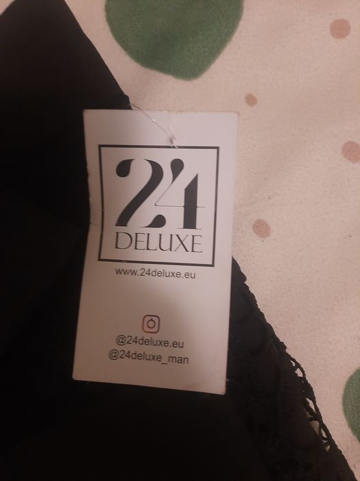 Чисто нова пола, с етикет