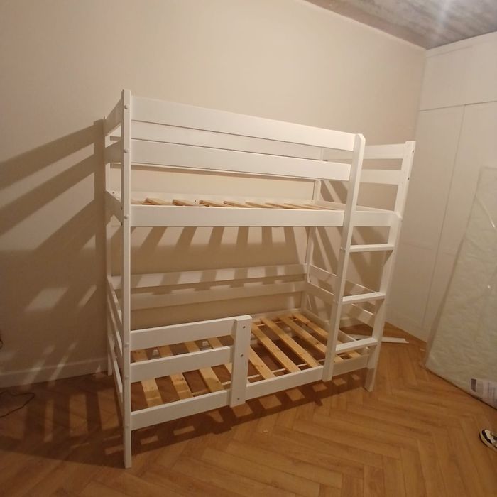 Двухъярусный кровать