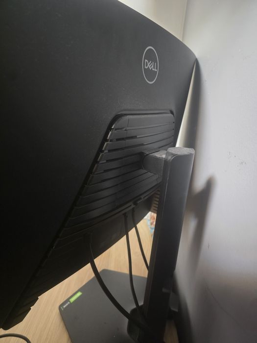 Monitor Dell 27 de inch