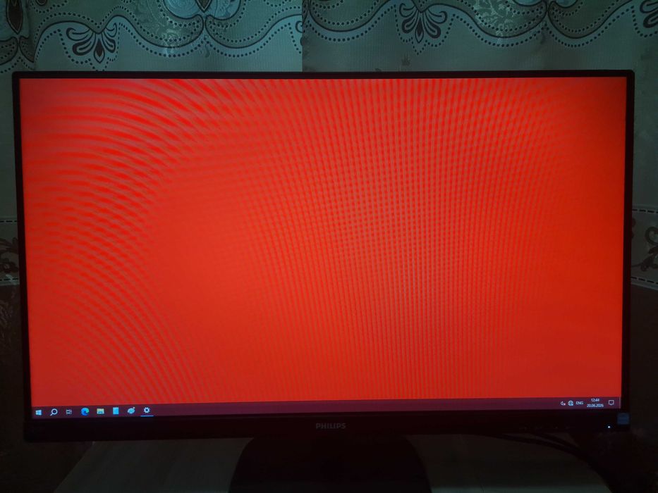 Монитор 27 диагональ. Full hd. VGA