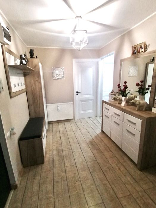 Apartament 3 camere Valea Aurie
