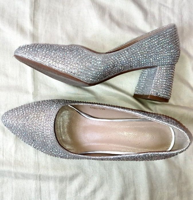 Vecherni tufli 39 razmer