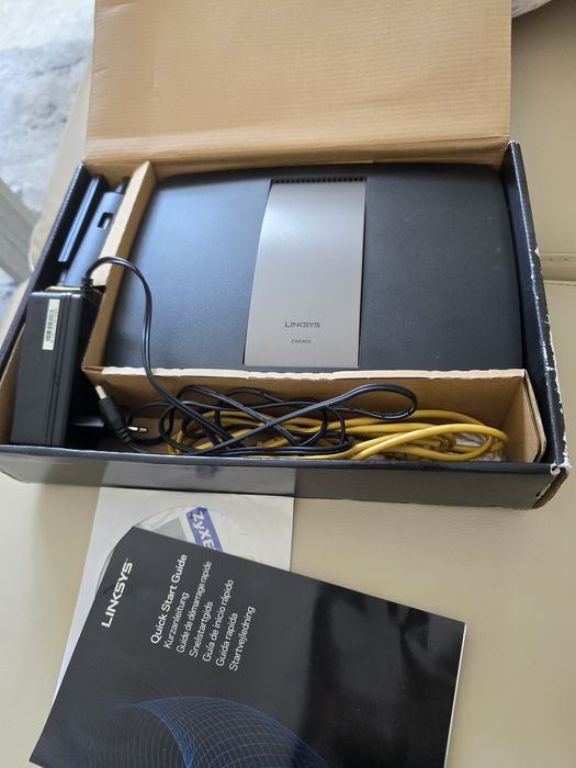 Lynksys ea6900  Ac1900 router wi-fi wireless modem