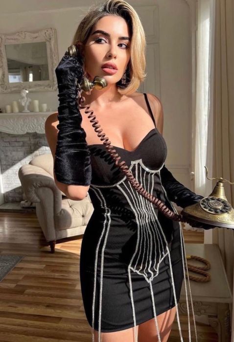 Продам платье новое