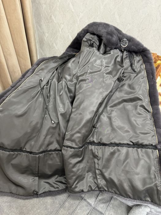 Продам норковую шубу