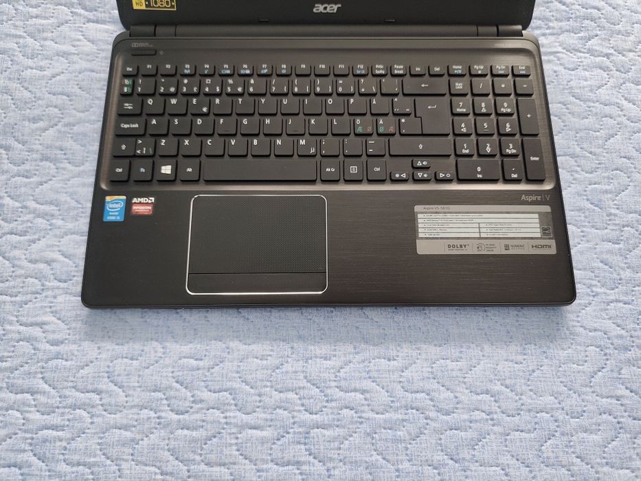 Laptop Acer Aspire 15.6" FHD Cpu i5,Amd Radeon R7 2Gb,Ssd 240Gb,8Gb Ram