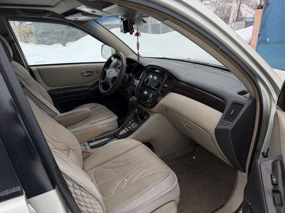 Прдам тойота Хайлендер