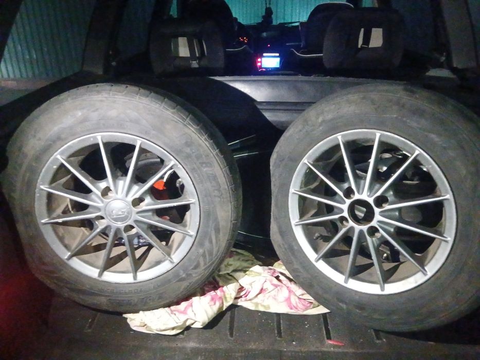 Продам диски ваз можно обмен на R15