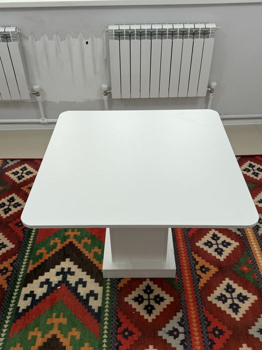 Продам столы, 3 шт. Состояние новых.