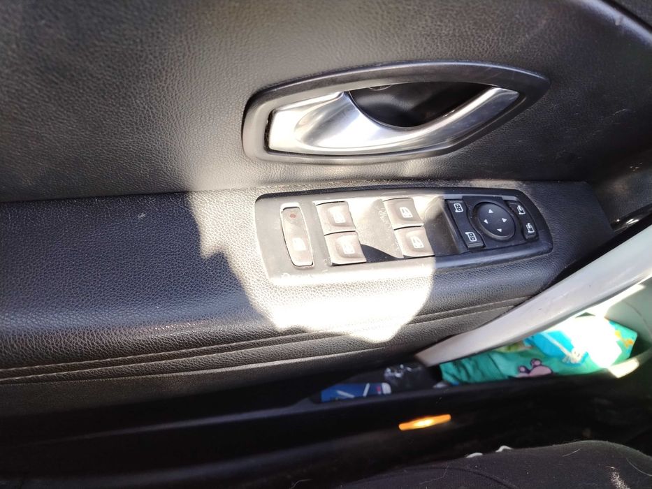 De vanzare autoturim