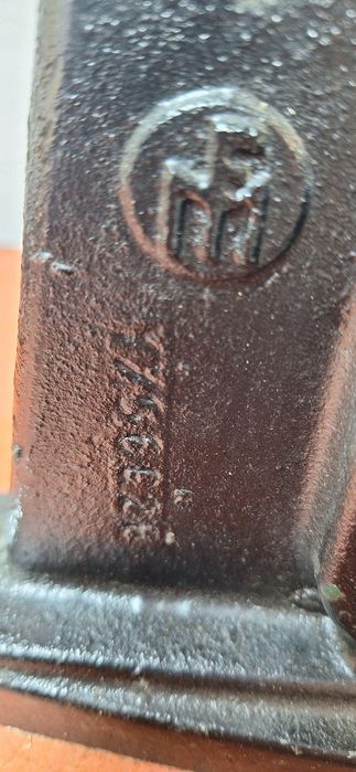 Presa manuala capse, nituri, ocheti etc