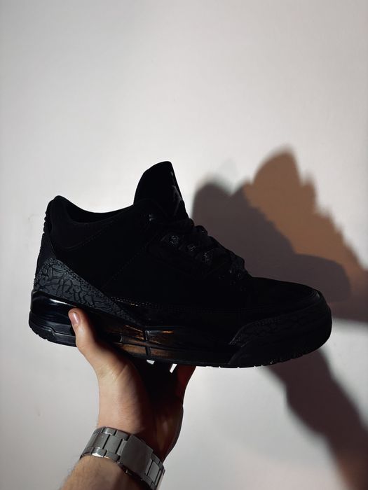 Jordan 3 Black Cat