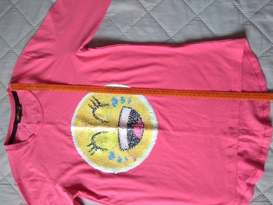 Две детски блузи размер 146см