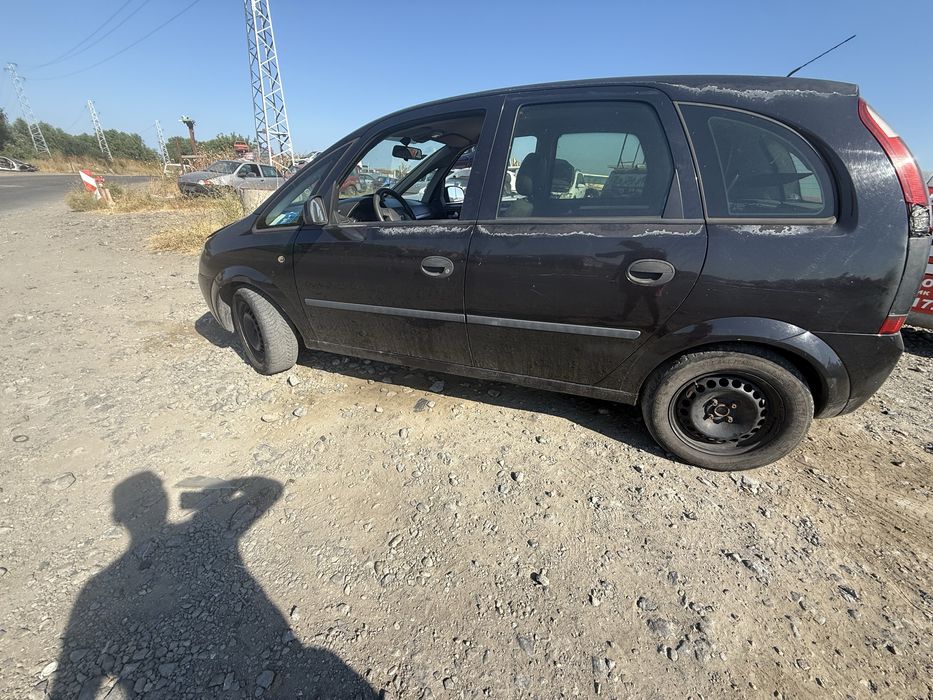 Опел мерива 1.7 дизел  на части