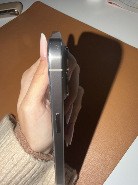 Iphone 15 Pro Titanium - 256 GB