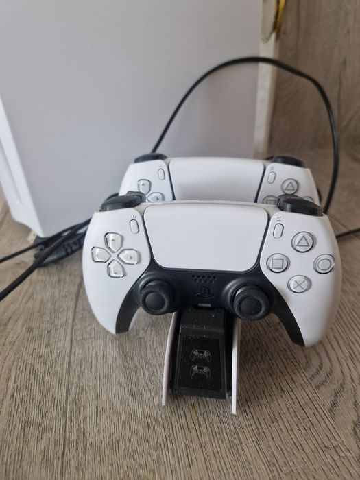 Продам или обменяю Sony PS5