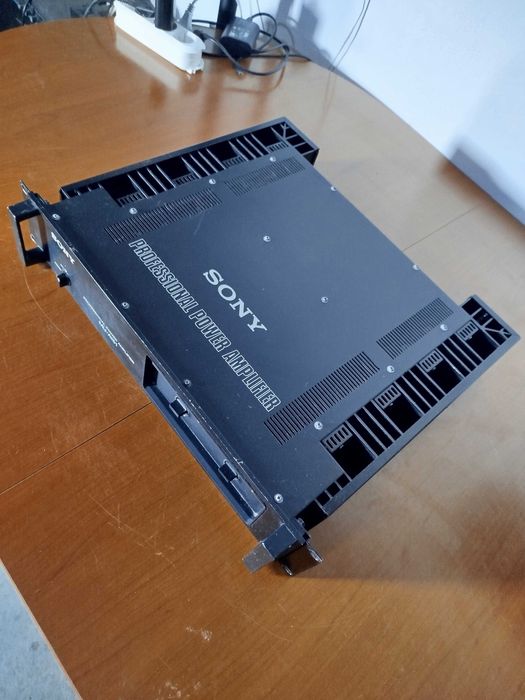 Power Amplifer SONY model: MU-A151, Made in Japan! Functional 100%!!