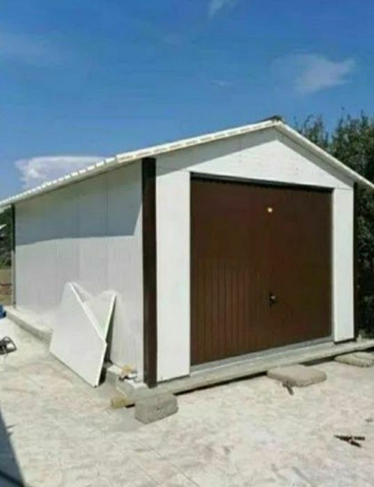 Garaje pe structura metalica