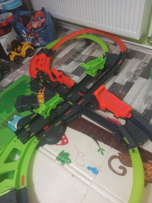Писта Hot wheels