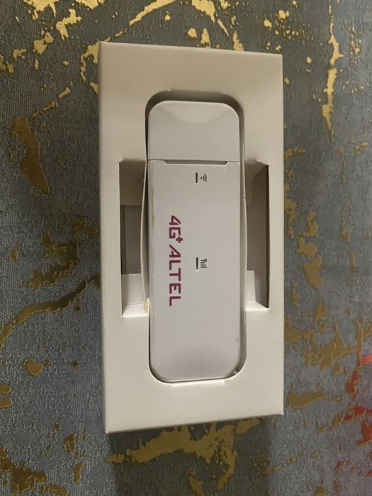 4G Wi-Fi роутер (модем) Altel W02