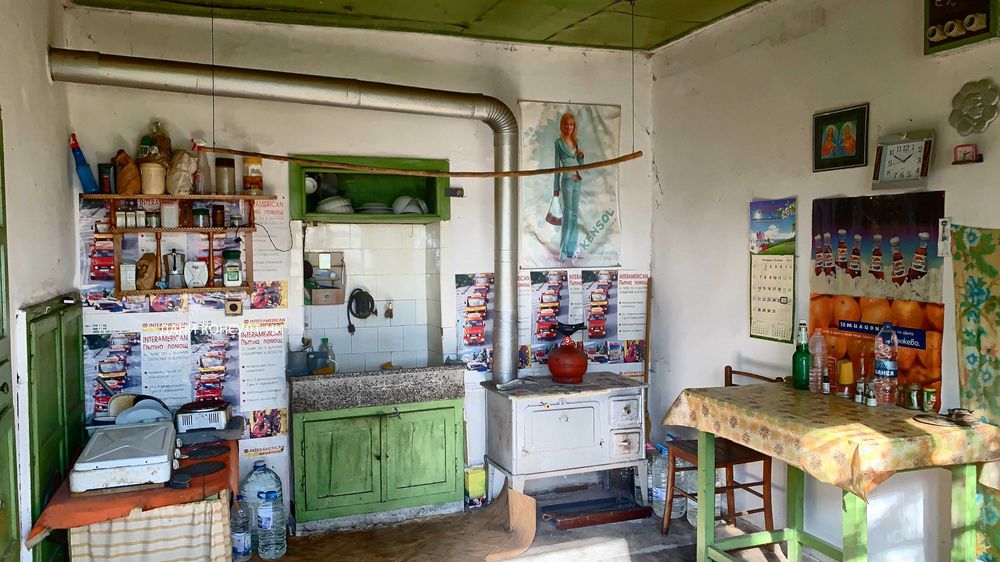 Къща с двор в с. Масларево