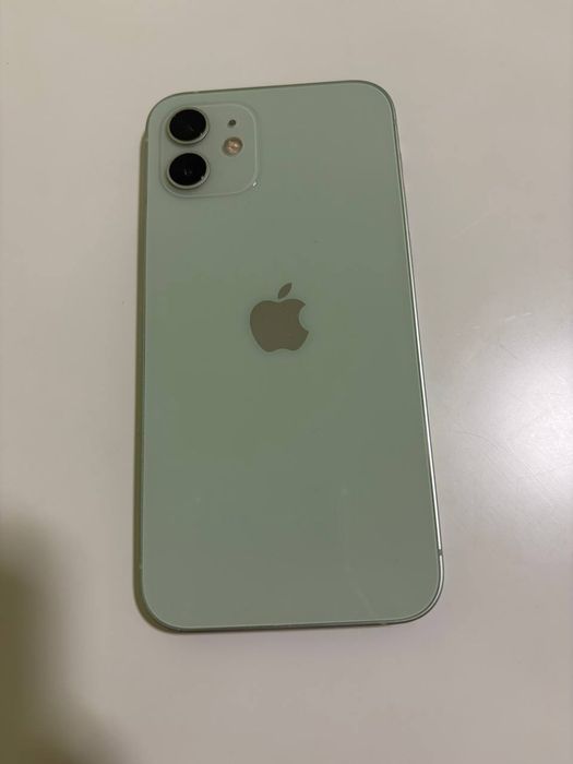 iPhone 12 бу в отличном состоянии