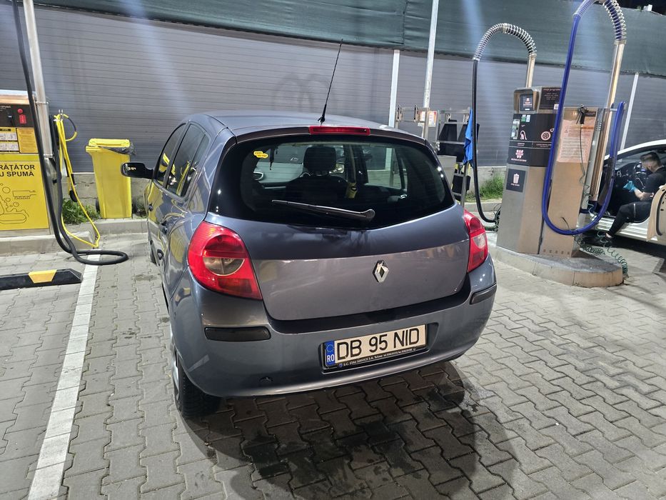 RENAULT Clio 2006 — imagine 3