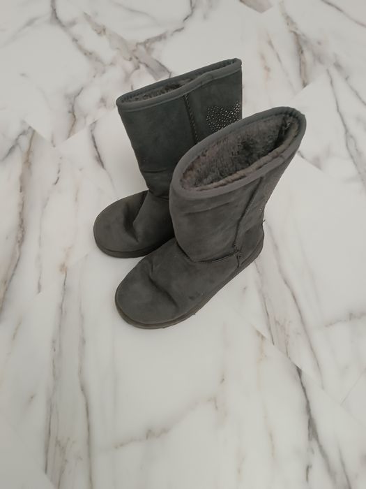 Отдам двром сапоги