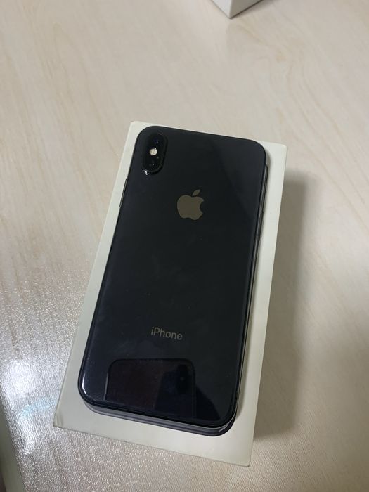 iPhone x64 srochna sotiladi Feys ishlidi